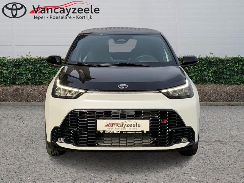 Toyota Aygo X GR Sport+cam+gps+sens V+A, Automaat, 116 pk, Wit, Hybride Elektrisch/Benzine
