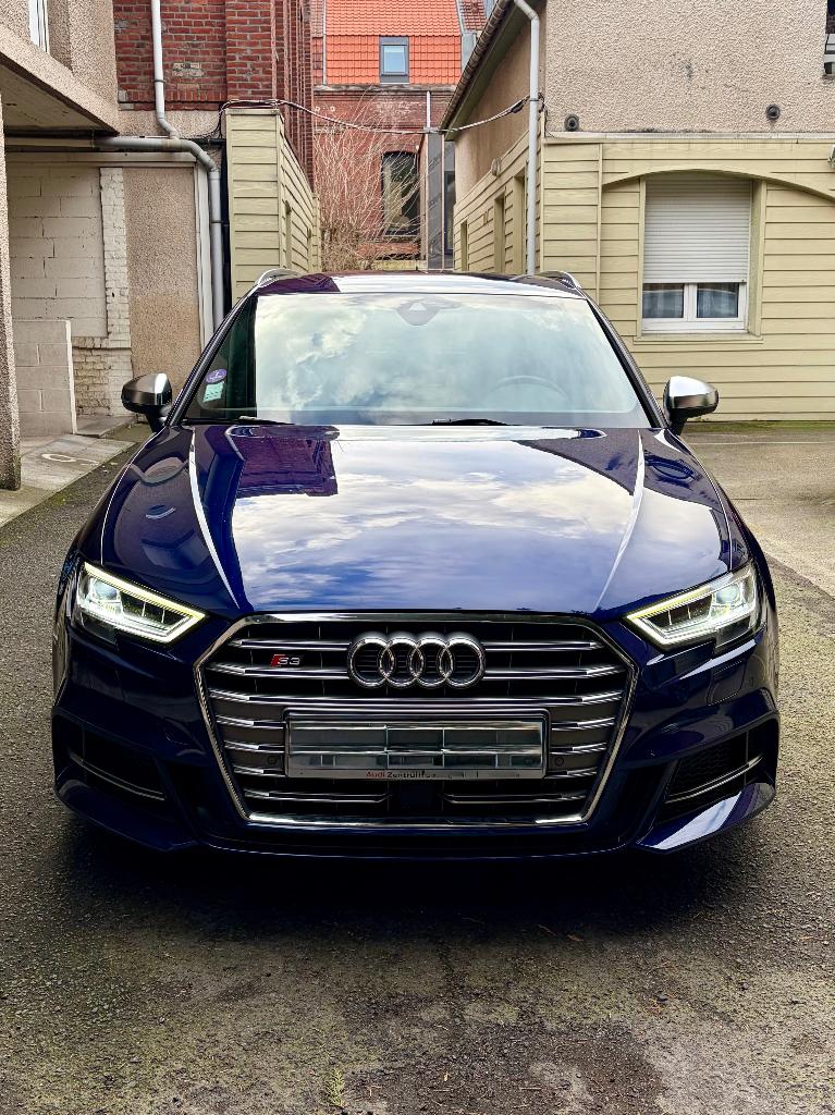 Audi S3 Sportback 50 TFSI 300 S tronic 7 Quattro, Auto's, Automaat, S3, Zwart, Blauw