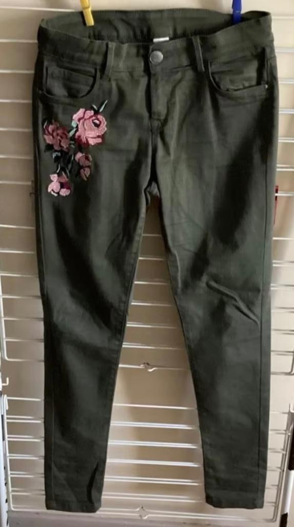 Groene jeansbroek maat 176, Kinderen en Baby's, Kinderkleding | Maat 176, Ophalen of Verzenden, C&A, Meisje, Broek