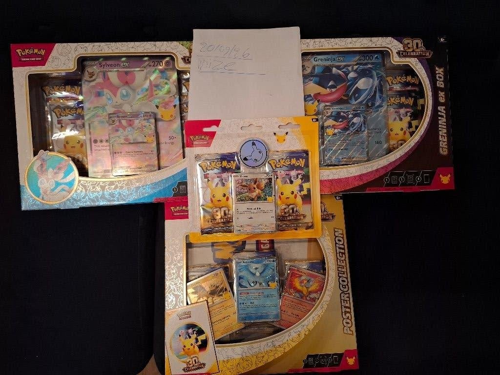 Pokemon 30th celebrations, Ophalen, Nieuw, Booster, Foil