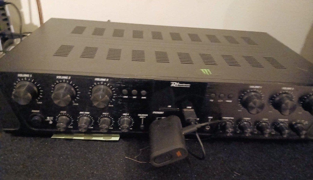 versterker, Audio, Tv en Foto, Versterkers en Ontvangers, Overige systemen, Zo goed als nieuw, 120 watt of meer, Ophalen