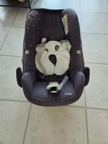 Siège auto bébé Maxi-Cosi Pebble groupe 0+(0-13kg) bon état, Ophalen, Autogordel, Zijbescherming, Zo goed als nieuw