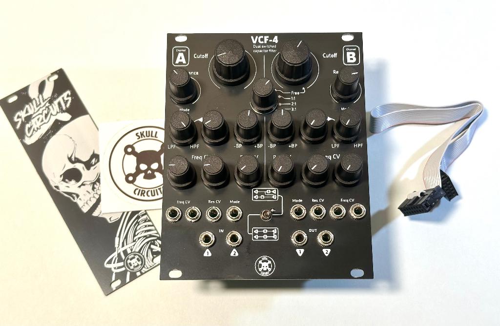 Skull & Circuits VCF-4  Dual Filter, Musique & Instruments, Modules de son, Enlèvement ou Envoi, Comme neuf, Autres marques
