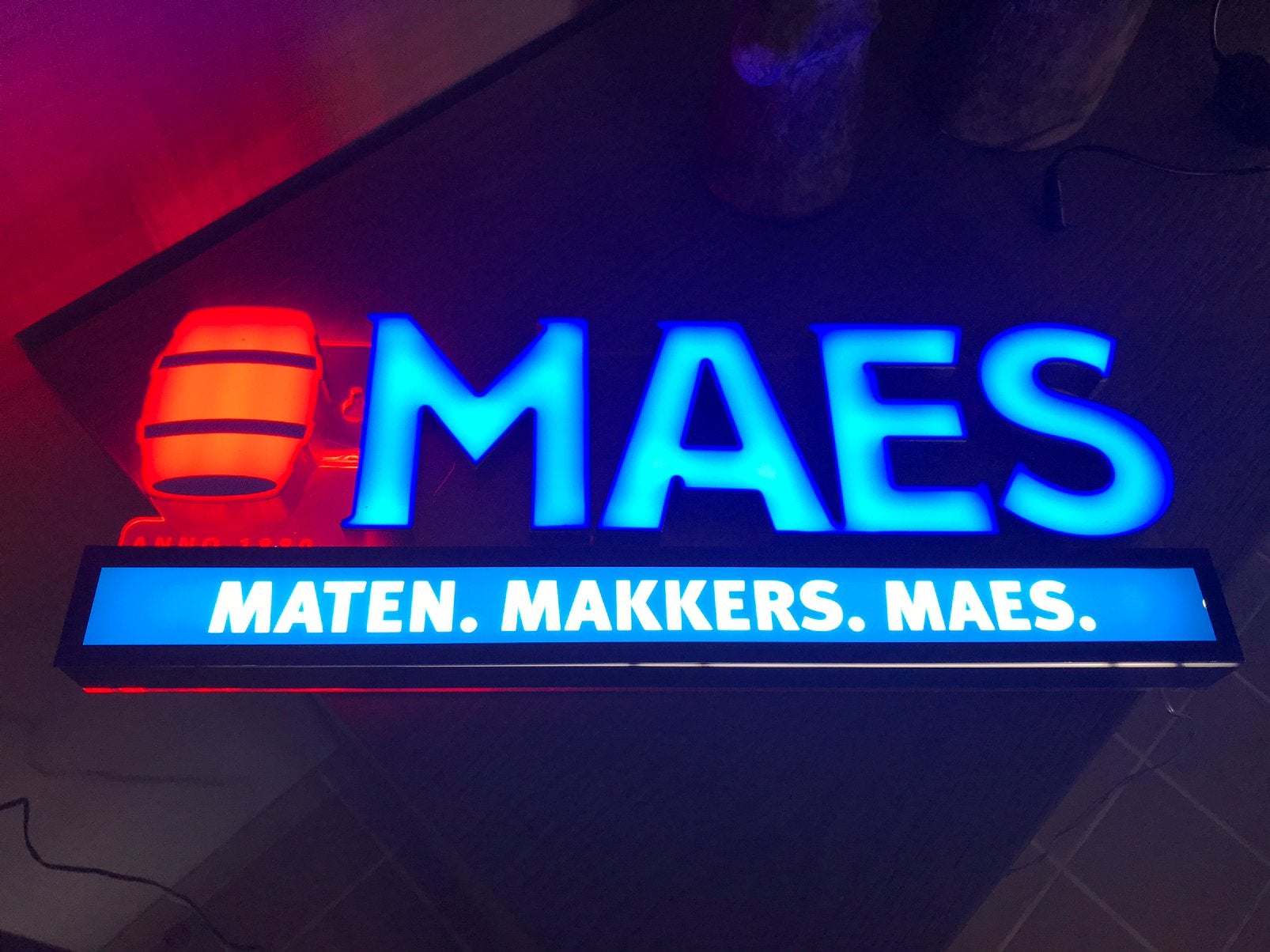 Publicité LED Maes Beer, Enlèvement ou Envoi, Comme neuf, Table lumineuse ou lampe (néon)