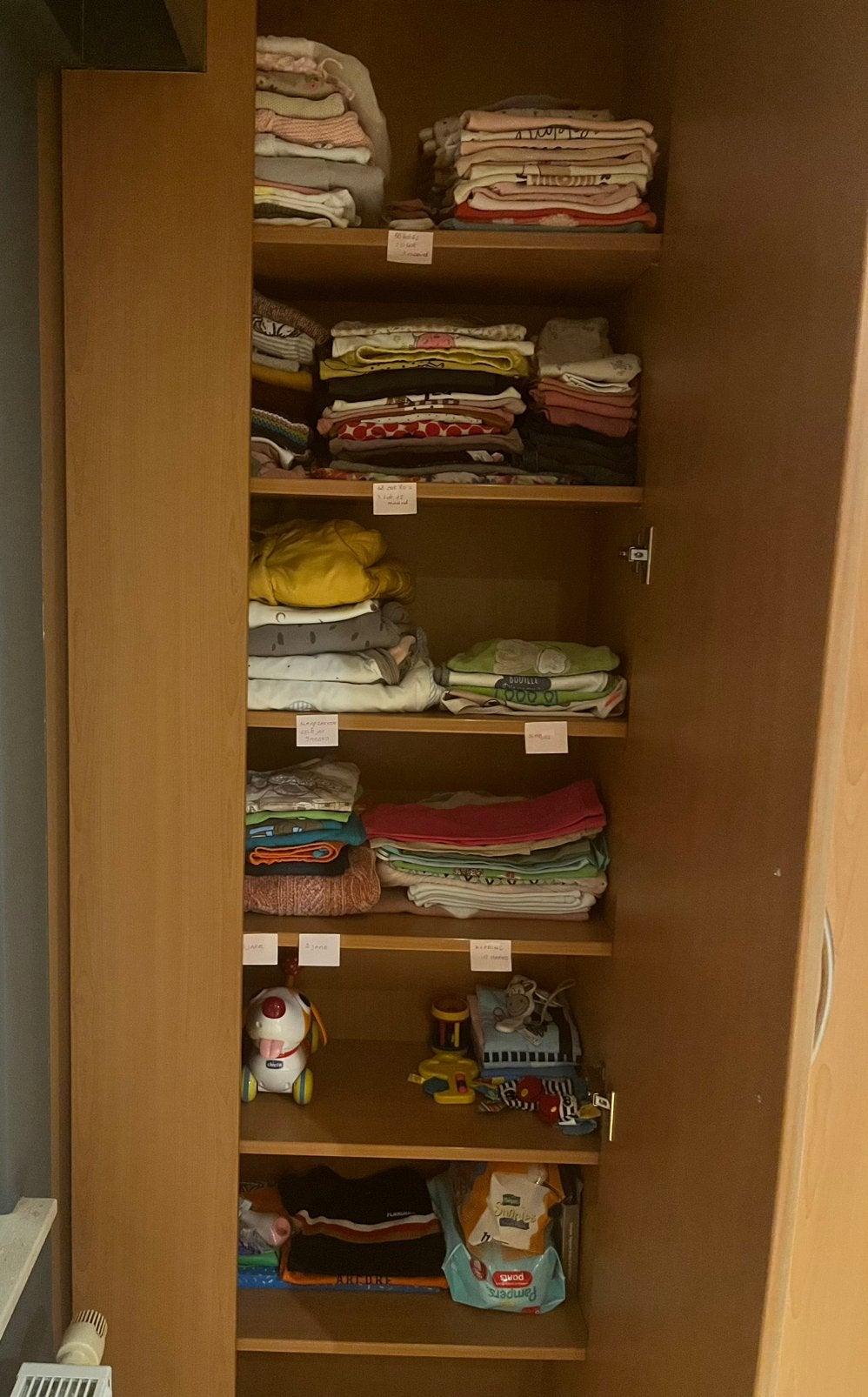 Volledige kast met babykleding van 0 tot 18 maanden en toebe, Ophalen, Zo goed als nieuw