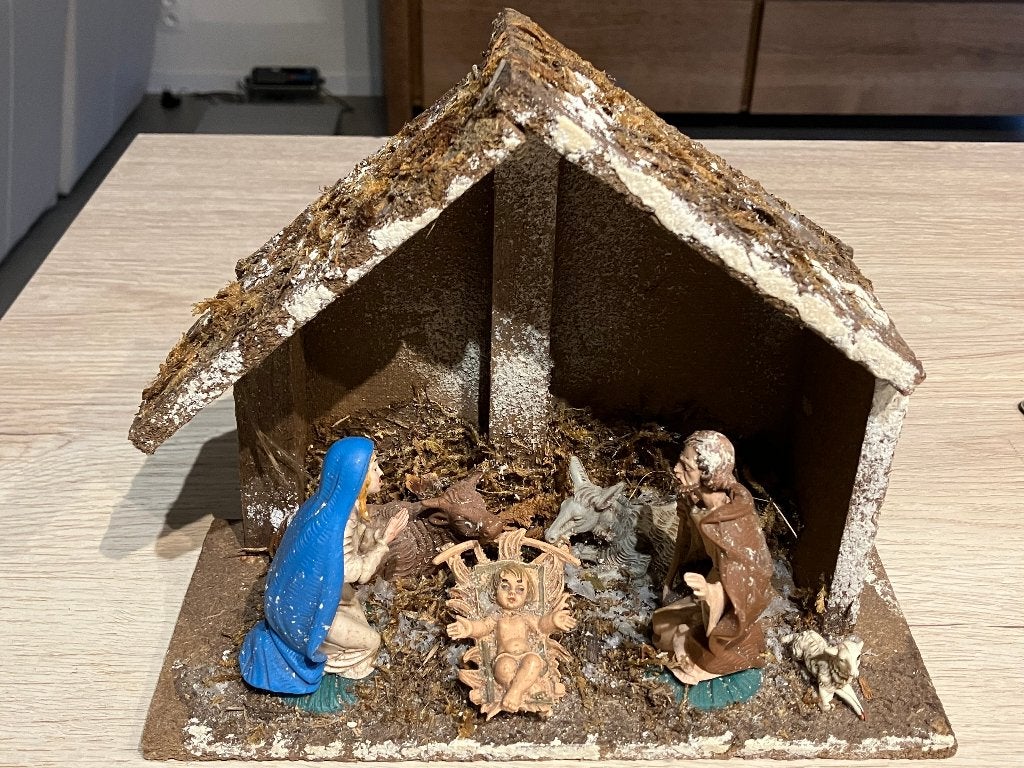 Kerststal voor Kerstmis met 6 figuren, Diversen, Ophalen of Verzenden, Gebruikt