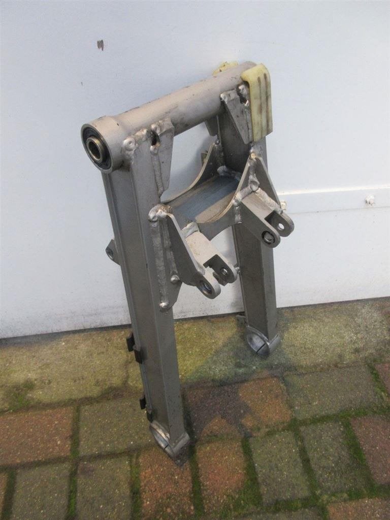 Kawasaki GPz750 achterbrug GPz 750 achtervork brug vork arm, Motoren, Ophalen of Verzenden, Gebruikt