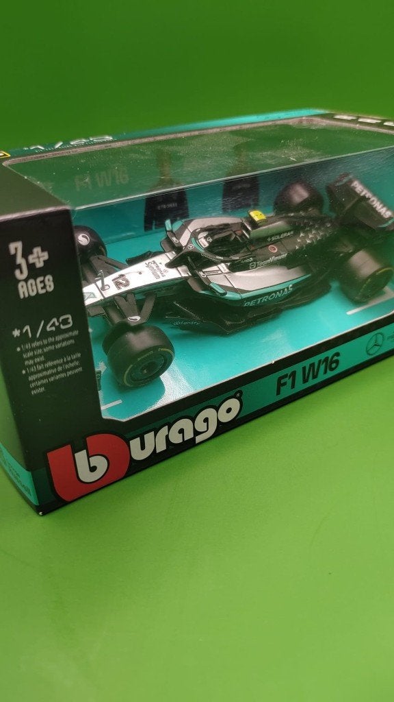 Bburago Mercedes F1 W16 AMG Petronas F1 Team, Enlèvement ou Envoi, Neuf, Voiture, Autres marques