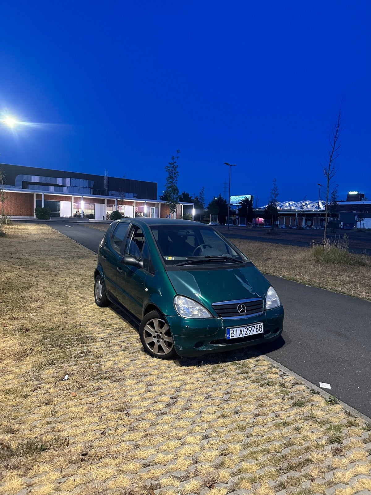Mercedes a140, 186 g/km, 4 cilinders, 5 zetels, A-Klasse