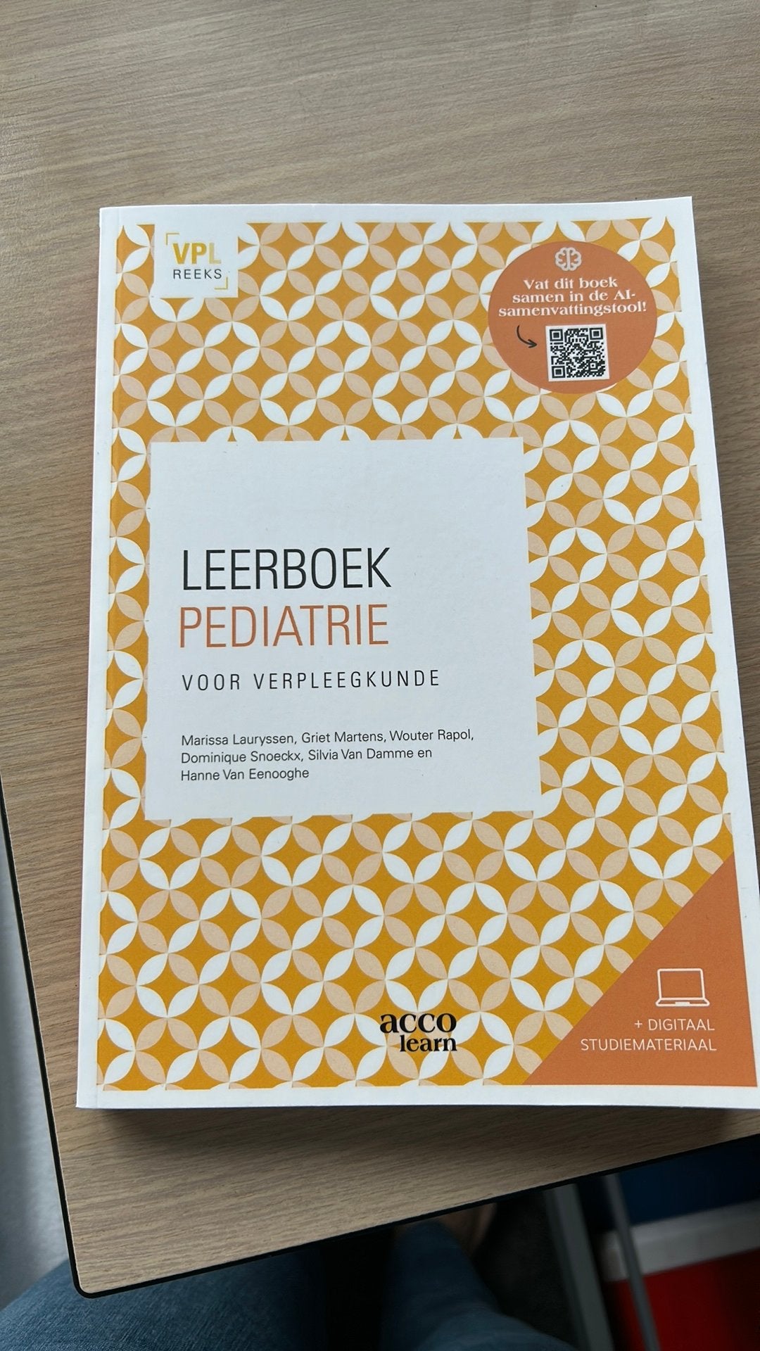 Griet Martens - Leerboek pediatrie voor verpleegkundigen, Boeken, Ophalen of Verzenden, Griet Martens; Marissa Lauryssen; Dominique Snoeckx; Wouter R...