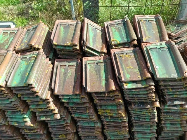 te koop dakpannen, Autres couleurs, Pierre ou Argile, Enlèvement, Utilisé