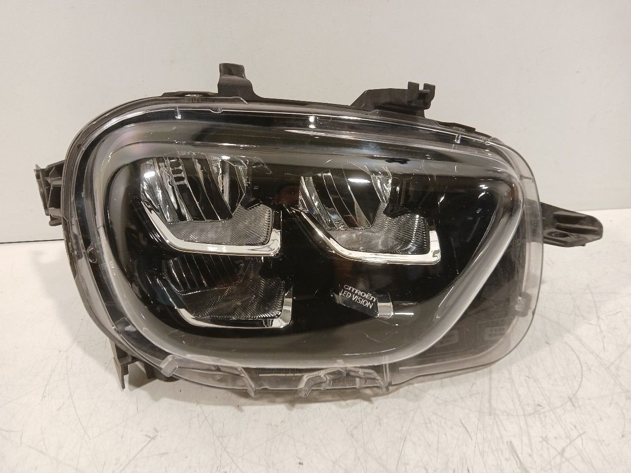 Koplamp rechts Citroën C3, Onderdelen@venauto.nl, Van der Ven Autorecycling B.V., Gebruikt, Ettenseweg 76, 4706 PB Roosendaal, The Netherlands