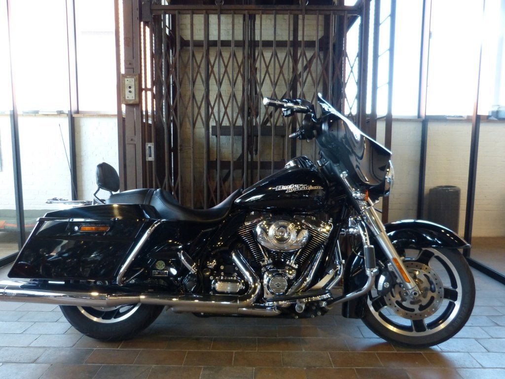 Harley-Davidson TOURING FLHX Street Glide, Motos, Plus de 35 kW, Info@freedom-machines.be, 1690 cm³, Autre