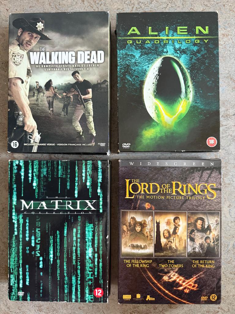 DVD box sets alien - walking dead -lord of the rings-matrix, Ophalen of Verzenden