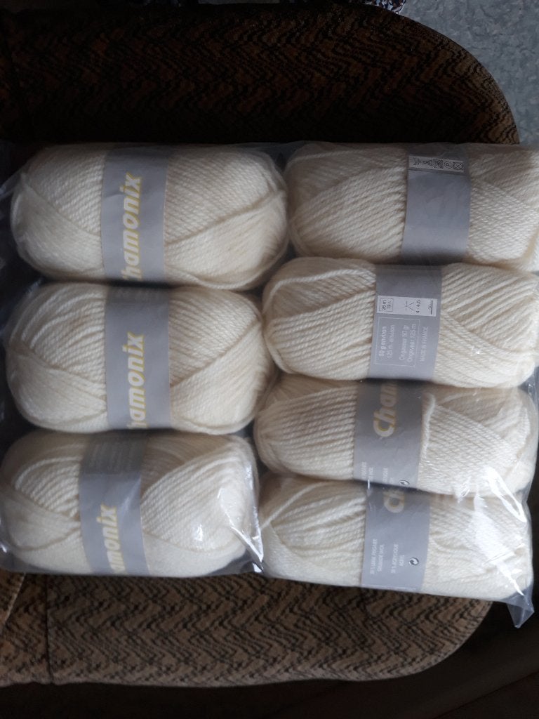 7 bollen Chamonix acryl wol haken breien -  ecru Nog NIEUW, Hobby en Vrije tijd, Ophalen, Nieuw, Breien of Haken, Overige typen