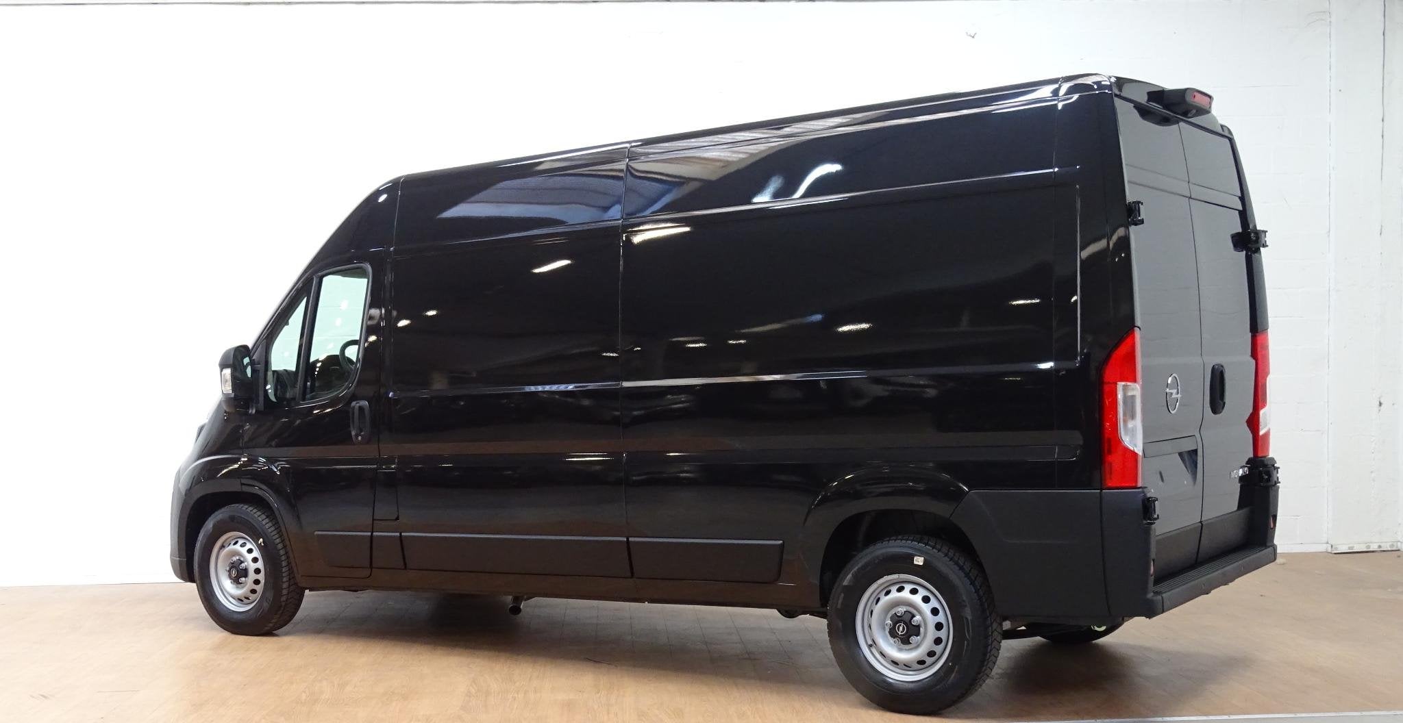 Opel Movano 3500 2.2 Turbo D S/S 180 AT8 L3H2 Heavy, 4 deurs, 4 cilinders, 232 g/km, Zilver of Grijs