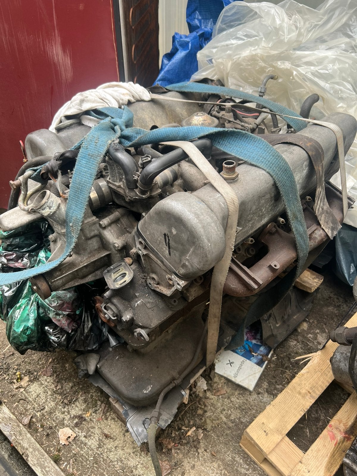 Lot de 2 moteurs Mercedes V8 M116 – 1 très complet, Autos : Pièces & Accessoires, Enlèvement, Utilisé, Mercedes-Benz