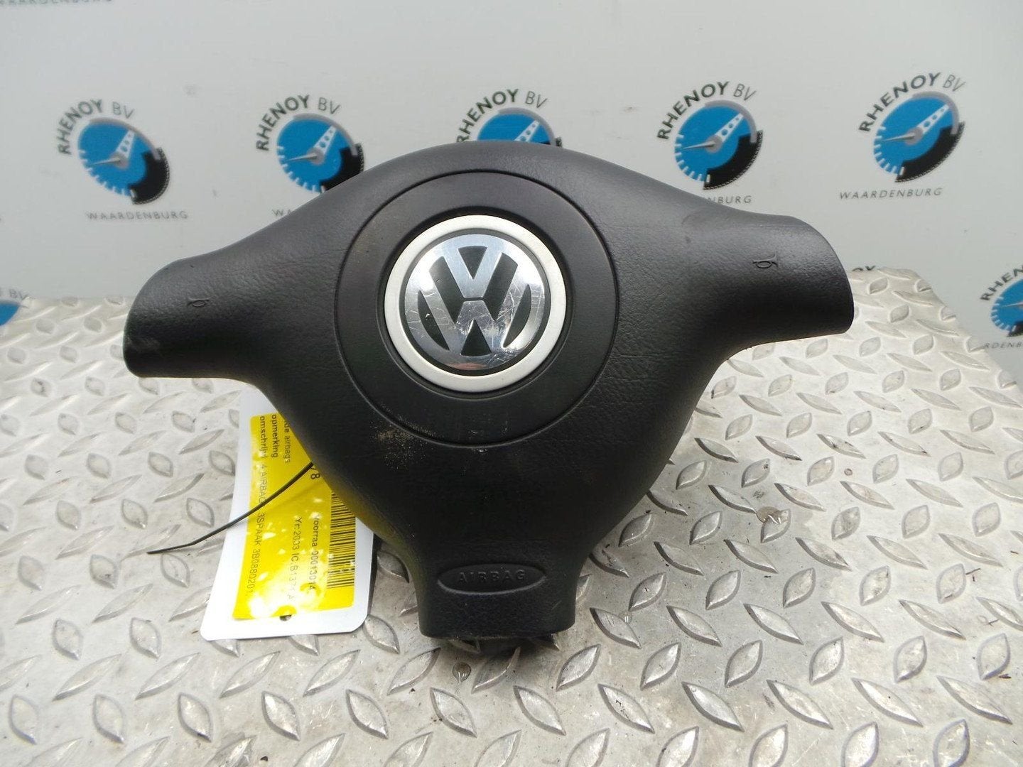 VOLKSWAGEN GOLF 1.8T 132KW AIRBAG LINKS 2003, Enlèvement ou Envoi, Utilisé, ARN reconnu