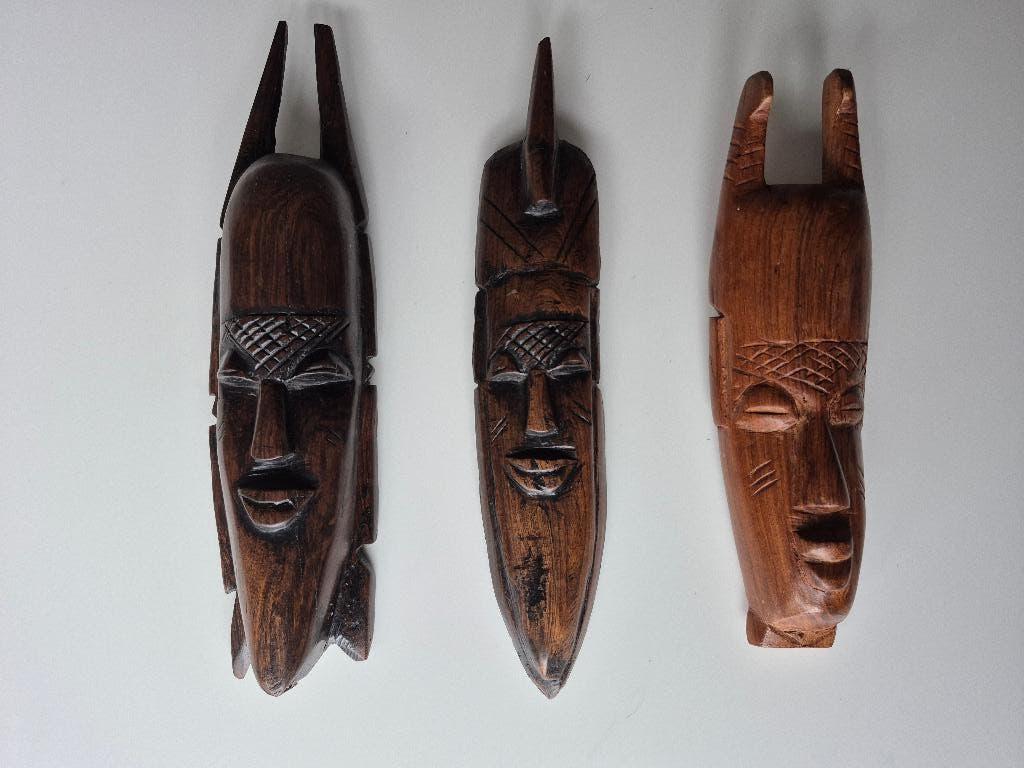 Set kleine Afrikaanse maskers, Antiek en Kunst, Ophalen, Hout, Masker