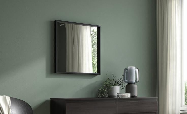 Ikea spiegel Nissedal 65x65cm zwart, Huis en Inrichting, Ophalen, Zo goed als nieuw