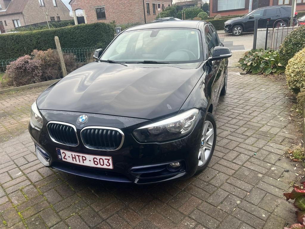 BMW 116 i sport, Euro 6, Boîte manuelle, Noir, 5 portes