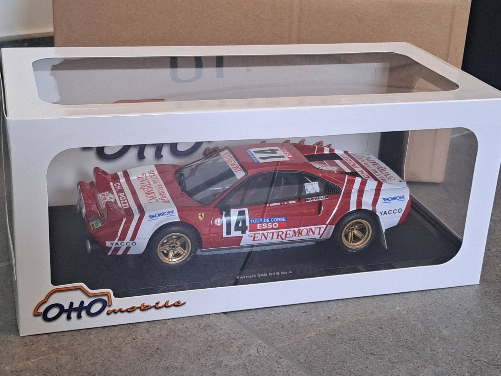 Ferrari 308 GTB GR.4 Rallye OTTO OT1217 1/18 NEUVE, Enlèvement ou Envoi, Neuf, Voiture, OttOMobile
