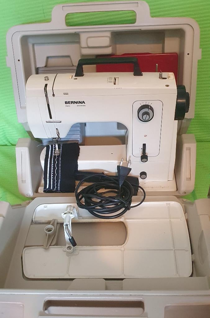 Bernina 802, Enlèvement, Utilisé, Machine à coudre, Bernina