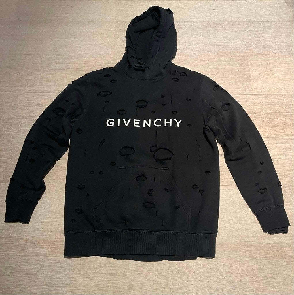 Givenchy Nieuw, Ophalen