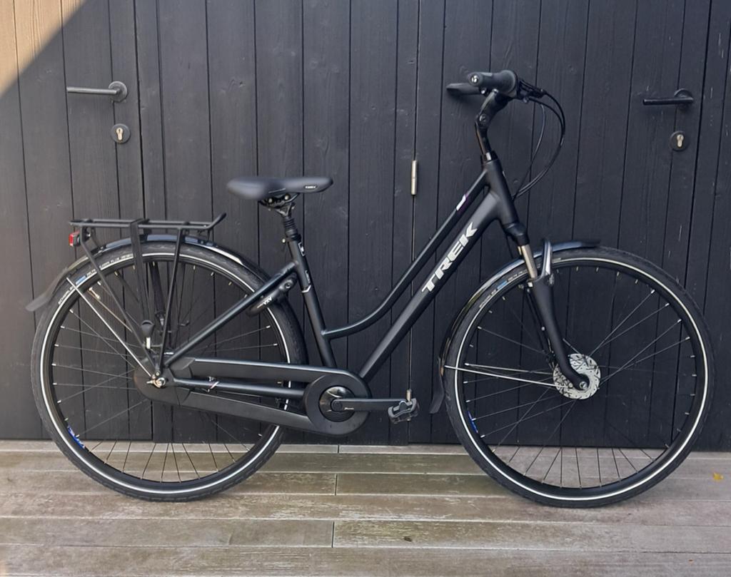 Trek L300 Damesfiets in nieuwstaat (maat S), 47 tot 50 cm, Zo goed als nieuw, Trommelrem, Ophalen
