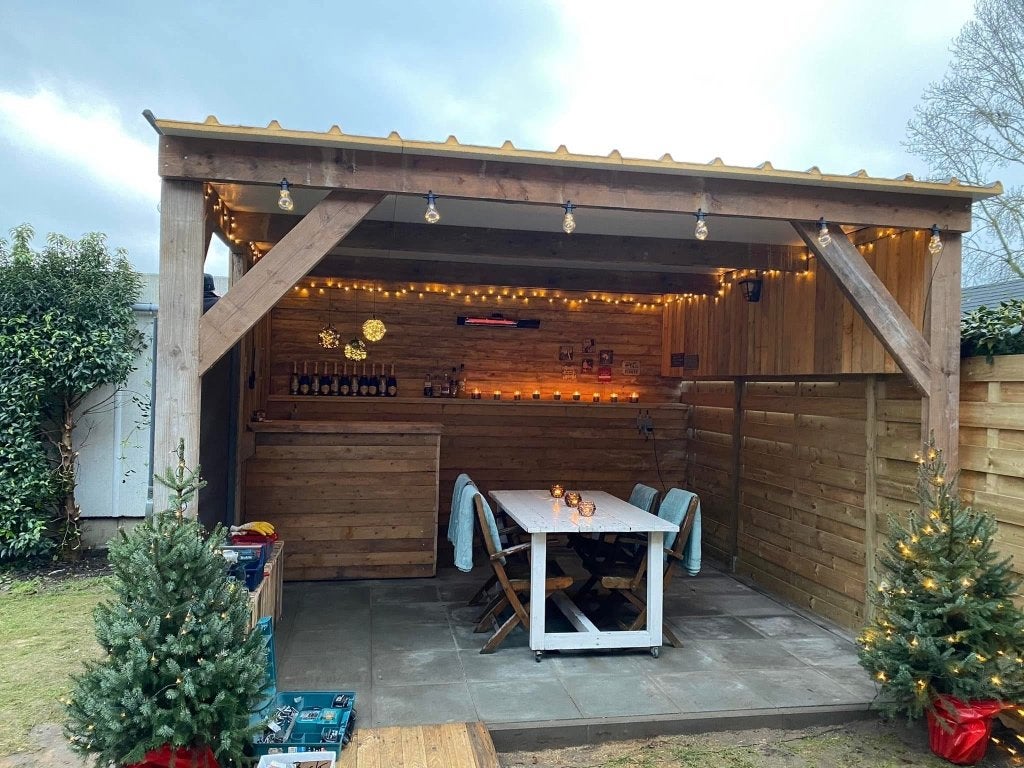 Tuin lounge, Jardin & Terrasse, Abris de jardin, Comme neuf, Cabane en bois, Bois, 250 à 300 cm, 200 à 400 cm, Sans fenêtres, Enlèvement