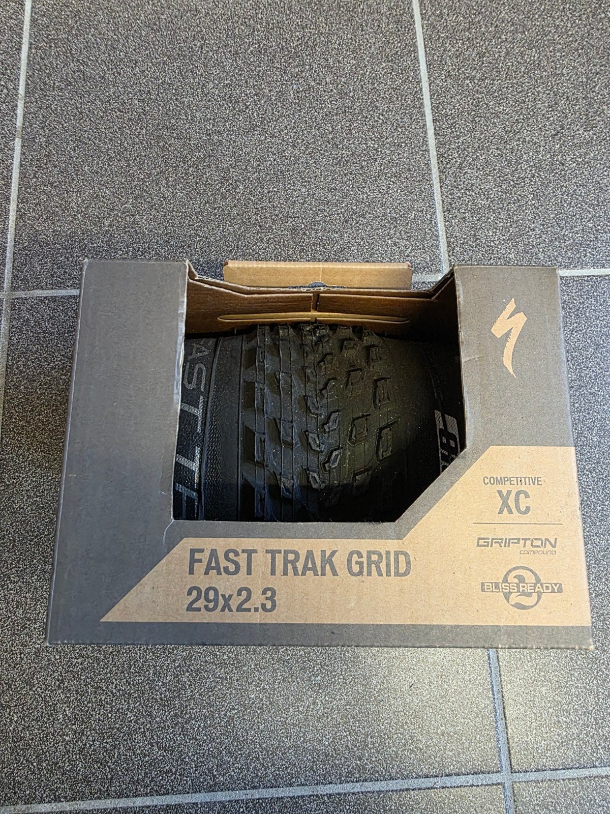 Specialized mountainbike band. Fast Trak, Fietsen en Brommers, Ophalen, Nieuw