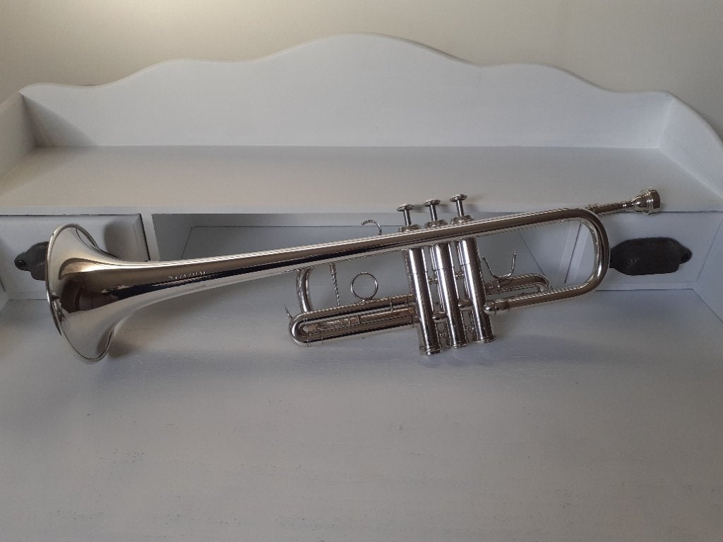 Trompette Ut, Musique & Instruments, Enlèvement, Comme neuf, Trompette en Do, Avec valise