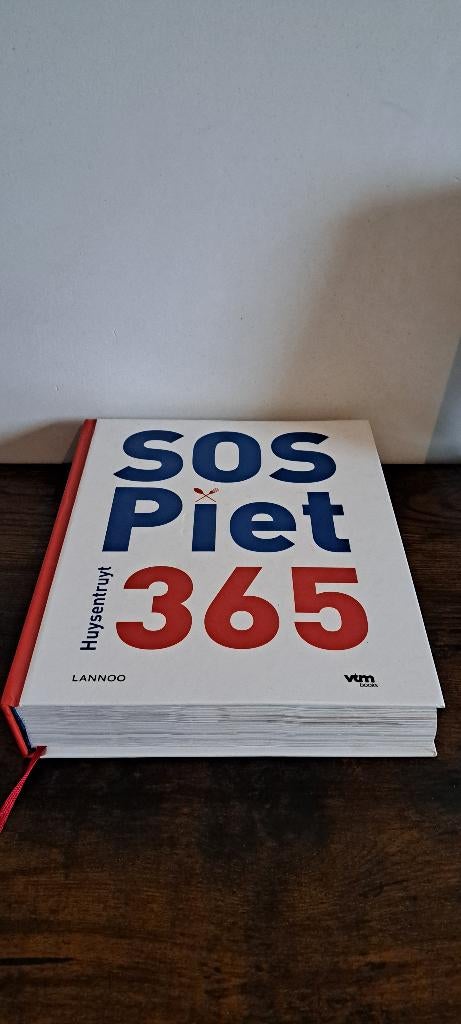 Kookboek - 365 - SOS Piet, Boeken, Ophalen, Piet Huysentruyt, Tapas, Hapjes en Dim Sum, Zo goed als nieuw