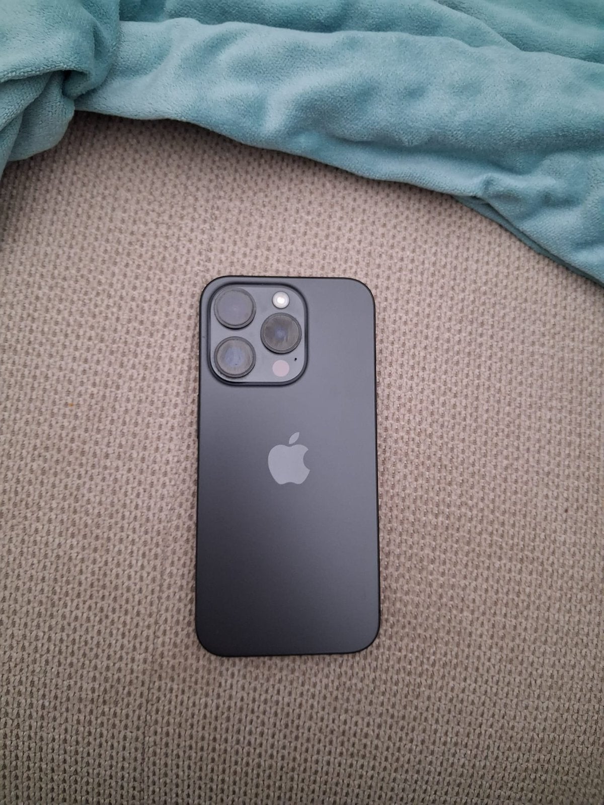 iphone 15 pro 128 GB, Télécoms, Enlèvement, Comme neuf, Noir