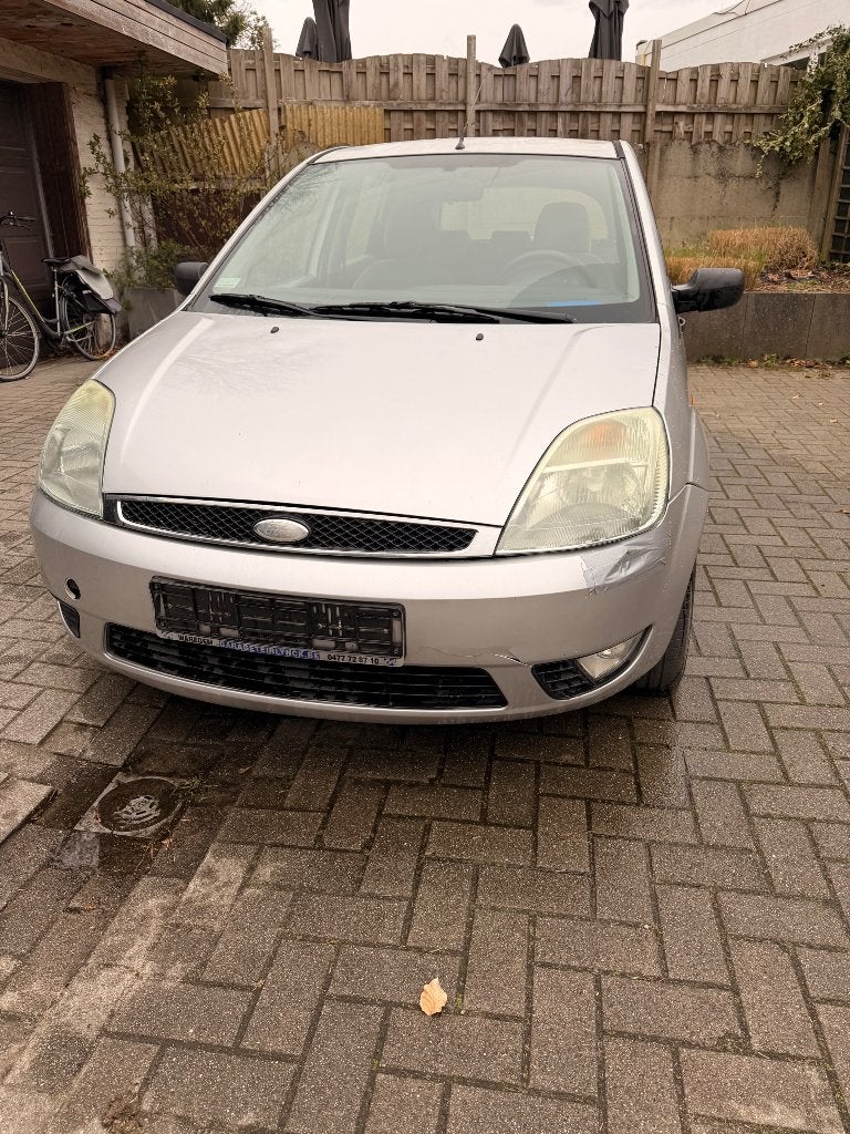 Ford Fiesta, Argent ou Gris, Achat, Autre carrosserie, 5 portes
