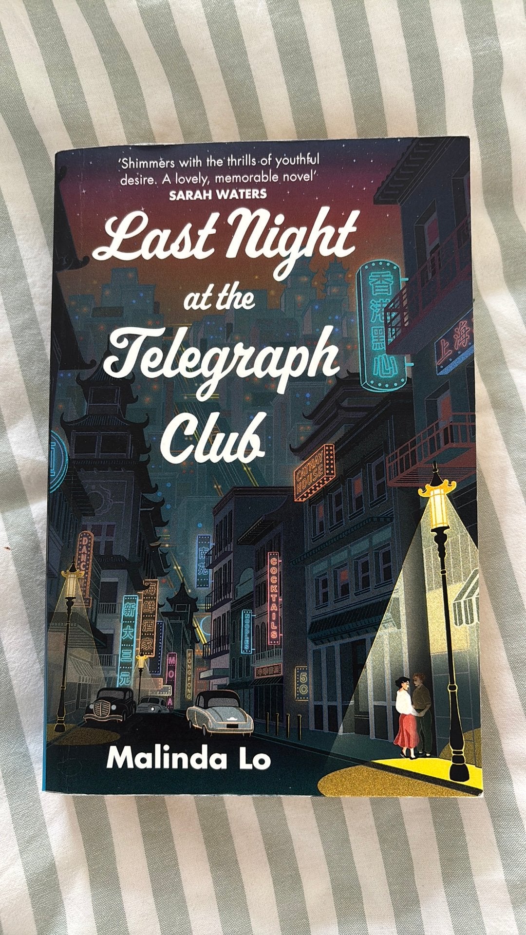 Last Night at the Telegraph Club, Enlèvement ou Envoi