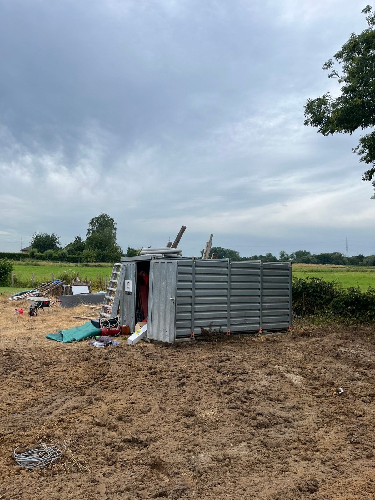 Conteneur de chantier complet, y compris le matériel, Enlèvement, Utilisé