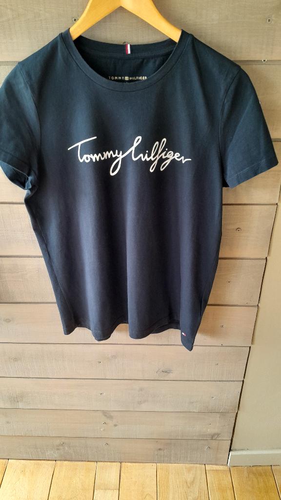 Tommy Hilfiger t'shirt, Kleding | Dames, T-shirts, Ophalen of Verzenden, Zo goed als nieuw, Maat 42/44 (L), Blauw