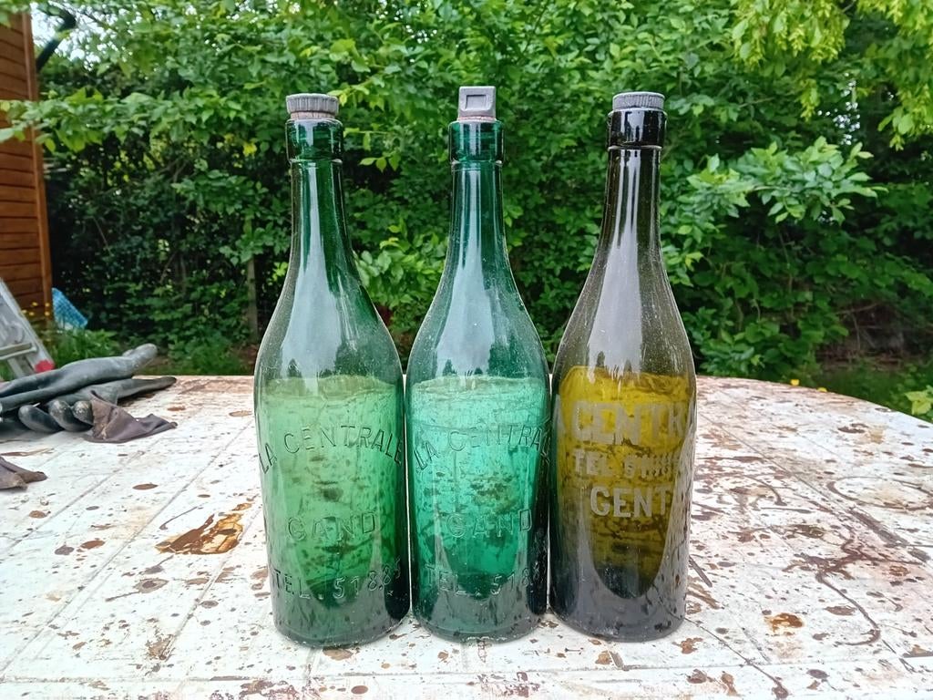 Oude vintage limonadeflessen La Centrale Gent Gand, Verzamelen, Biermerken, Ophalen of Verzenden
