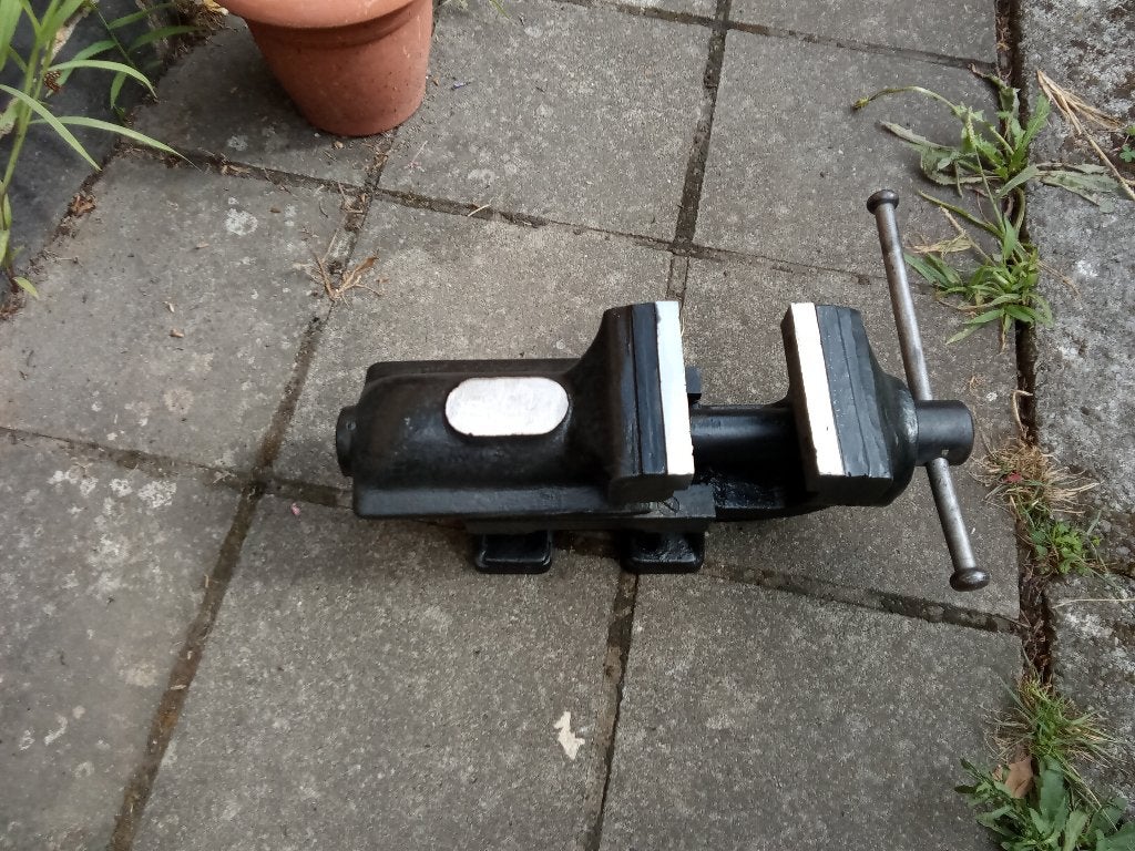 1 étau d établi 23kg mâchoire 125mm, Enlèvement, Étau