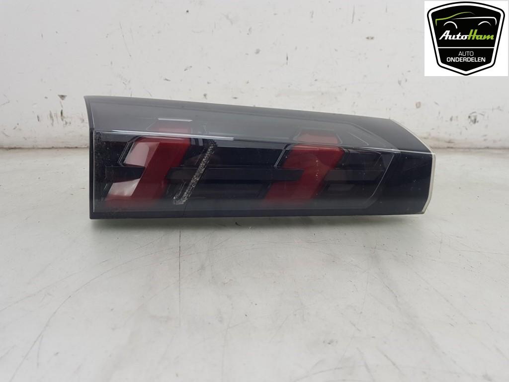 ACHTERLICHT LINKS Peugeot 2008 (UD / UK / UR / US / UX), Gebruikt, Peugeot