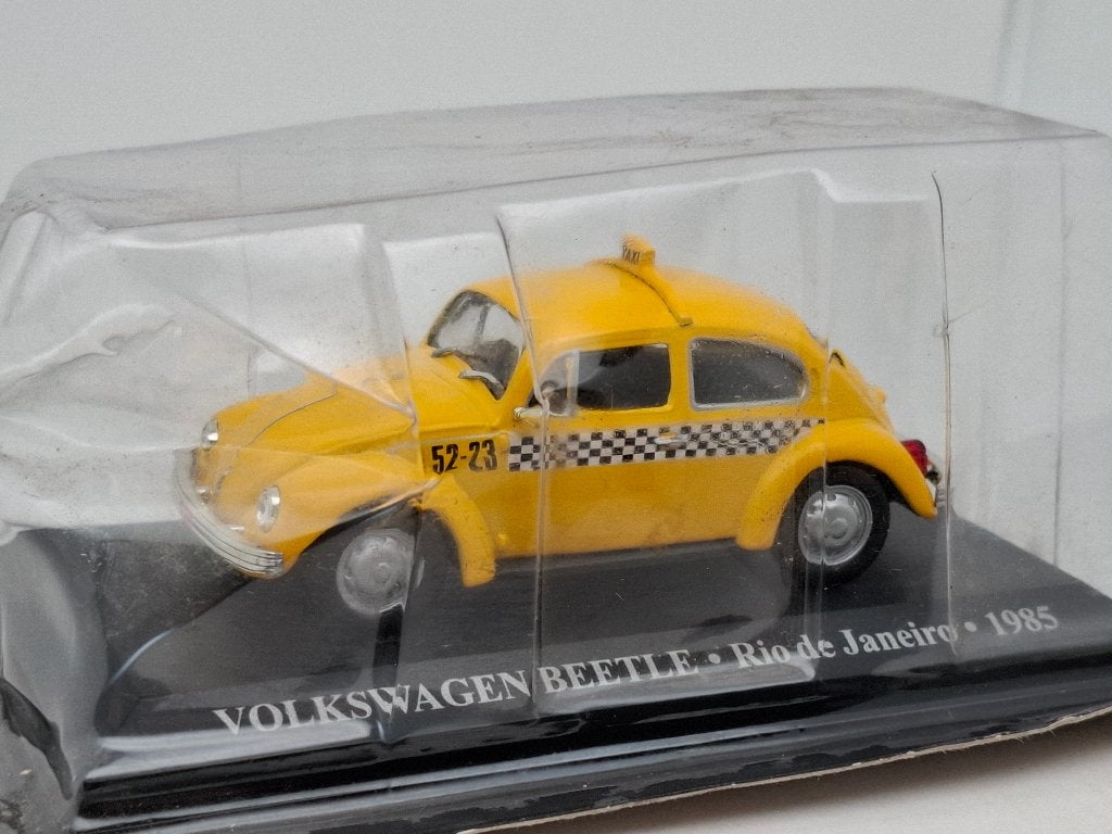 VW Beetle (1985) Taxi Rio de Janeiro - 1/43, Envoi, Comme neuf, Voiture, Autres marques
