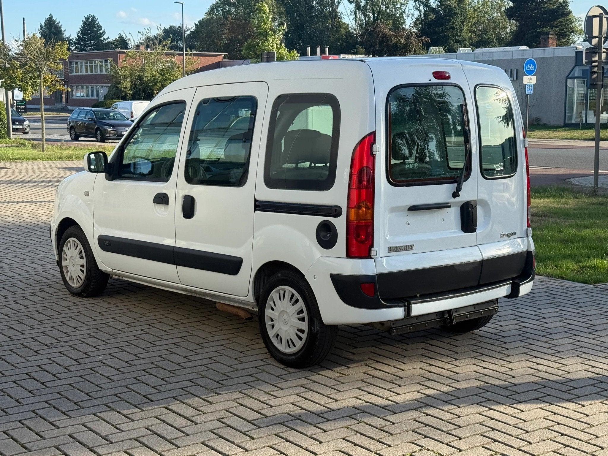 Renault Kangoo 1.5 Diesel /TPMR/ VOITURE FAUTEUIL ROULANT/AI, Autos, Renault, 1190 kg, Achat, 50 kW, Entreprise