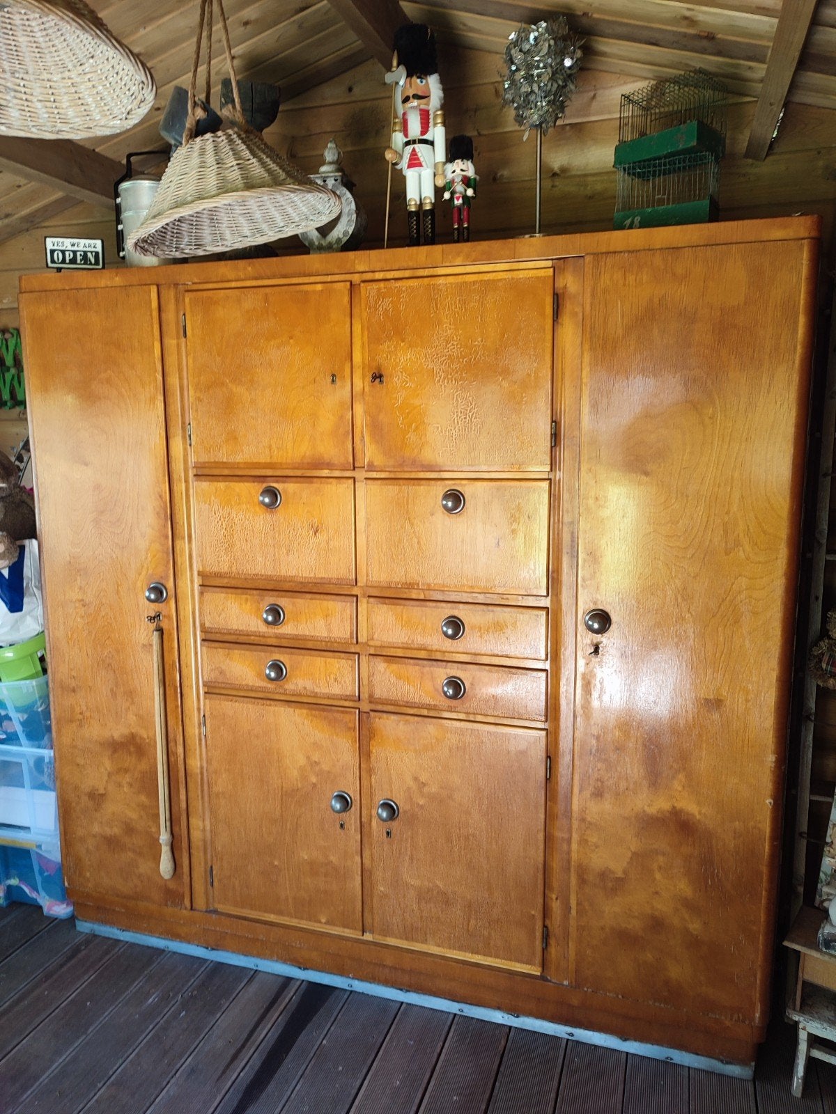 magnifique armoire vintage dans son jus, Ophalen
