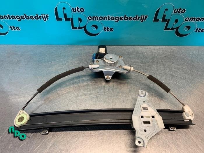 Mécanique vitre 4portes avant droite d'un Chevrolet Lacetti, -, 3 mois de garantie, Utilisé, -