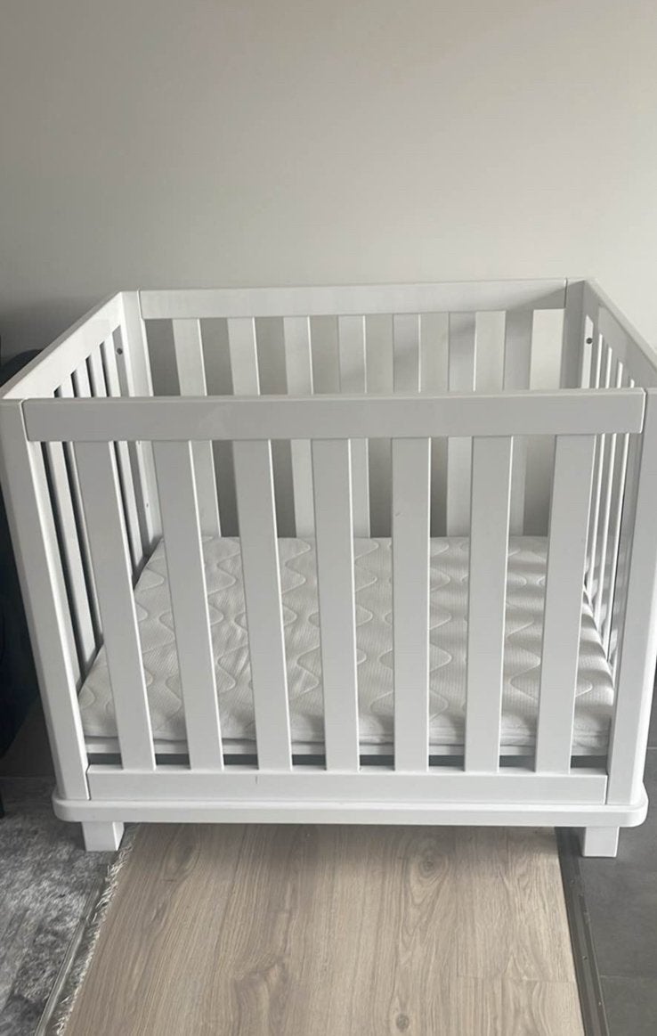Babypark of baby box, Kinderen en Baby's, Ophalen, Zo goed als nieuw, Rechthoekig, In hoogte verstelbaar