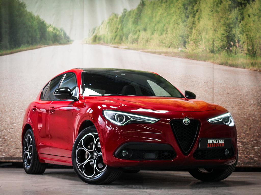 Alfa Romeo Stelvio Super, Auto's, Alfa Romeo, Bedrijf, Stelvio, ABS, Airbags, Airconditioning, Alarm, Apple Carplay, Bluetooth