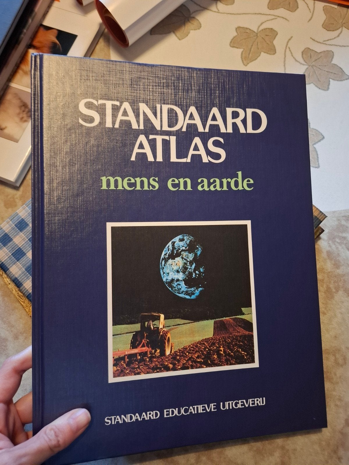 Atlas standard de l'homme et de la terre, Livres, Enlèvement, Comme neuf, Carte géographique