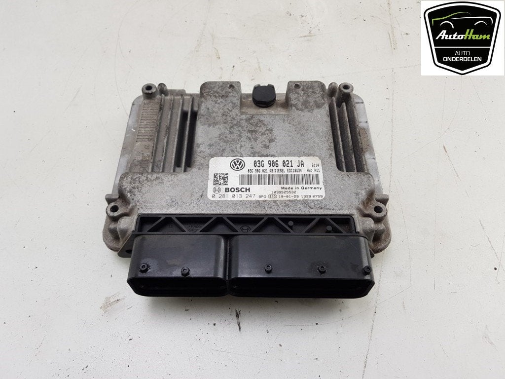 CALCULATEUR MOTEUR ECU Caddy III (2KA,2KH,2CA,2CH), Robert Bosch AG, Volkswagen, Utilisé, Robert-Bosch-Allee 1
74232  Abstatt, DE