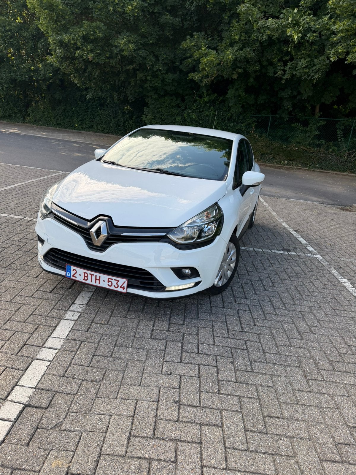 Clio 4 moteur 1.5 diesel  année 2018, Autos, Achat, Euro 6, Boîte manuelle, 5 portes